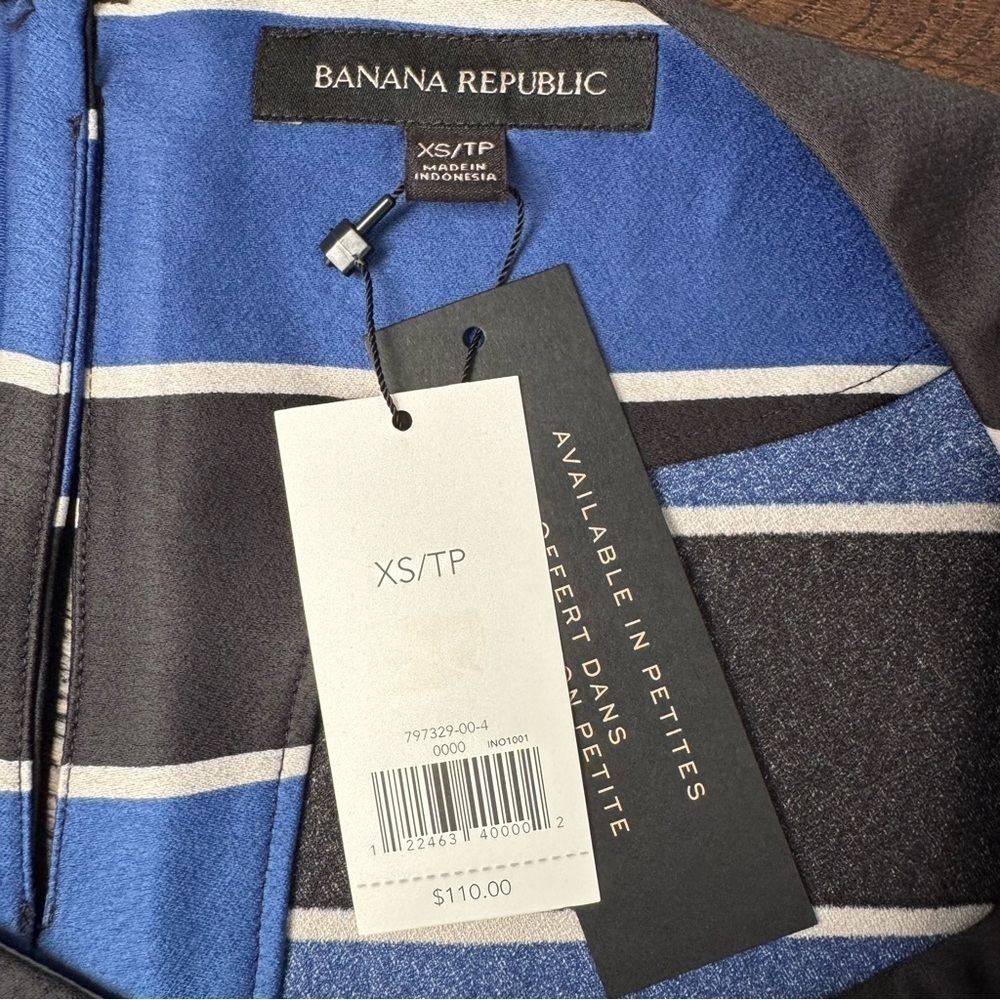 Banana Republic Blouse - Picture 5 of 6